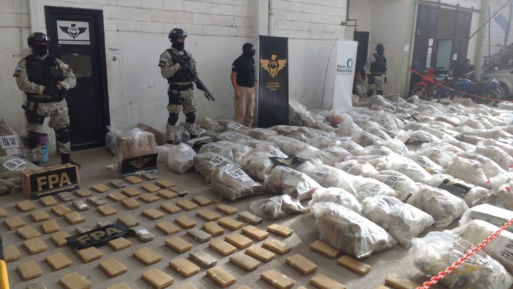 Destruyeron gran cantidad de droga incautada por la FPA en toda la provincia