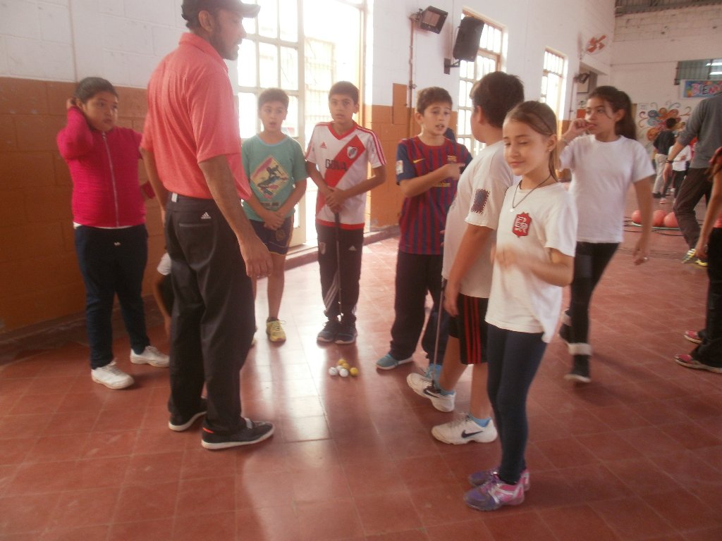 Clases de Golf en las escuelas varillenses