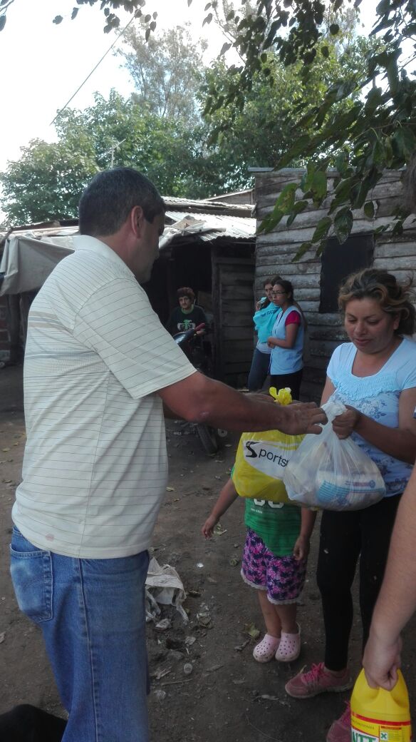 Ayuda de la región para inundados de Tucumán