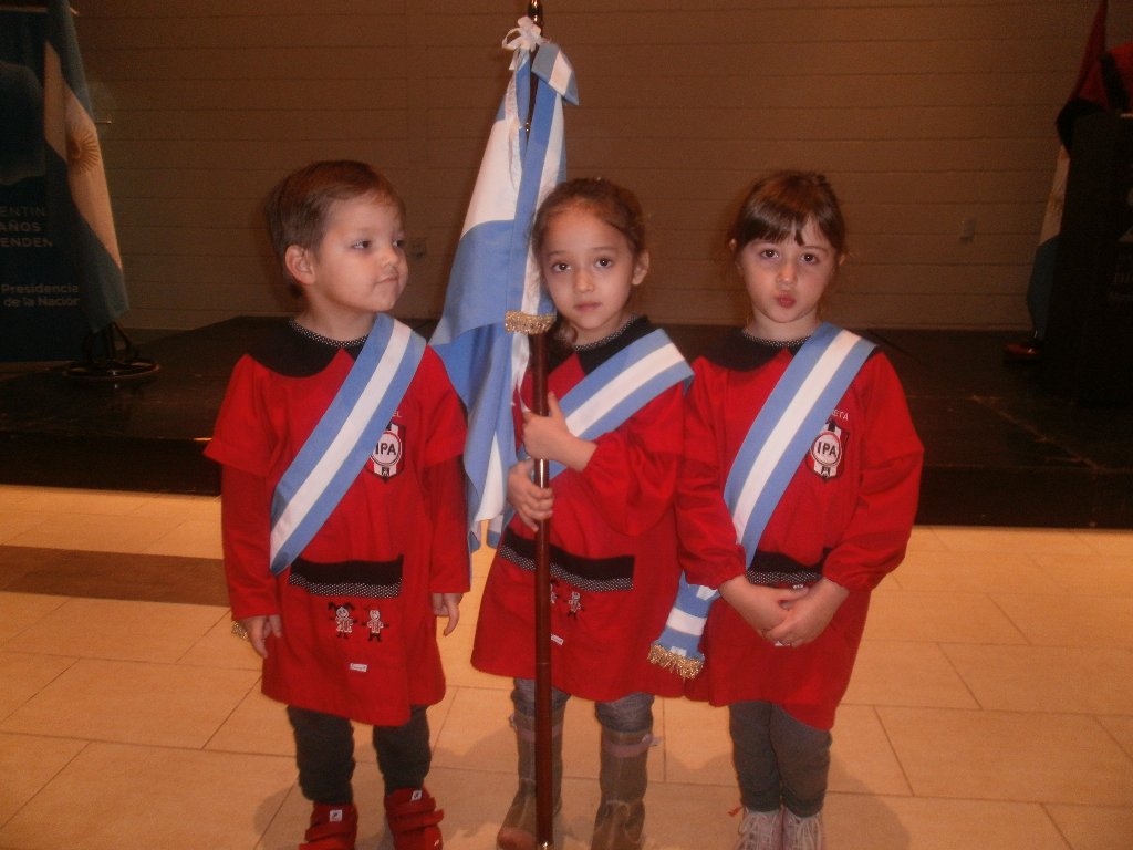 Los Gauchitos de Güemes