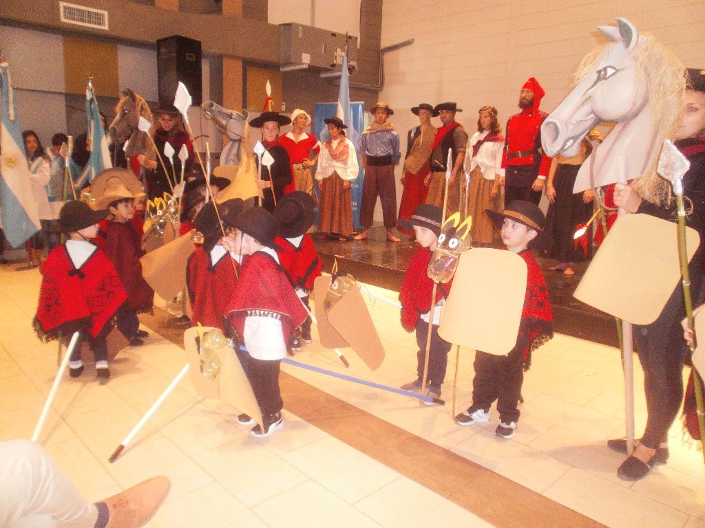 Los Gauchitos de Güemes