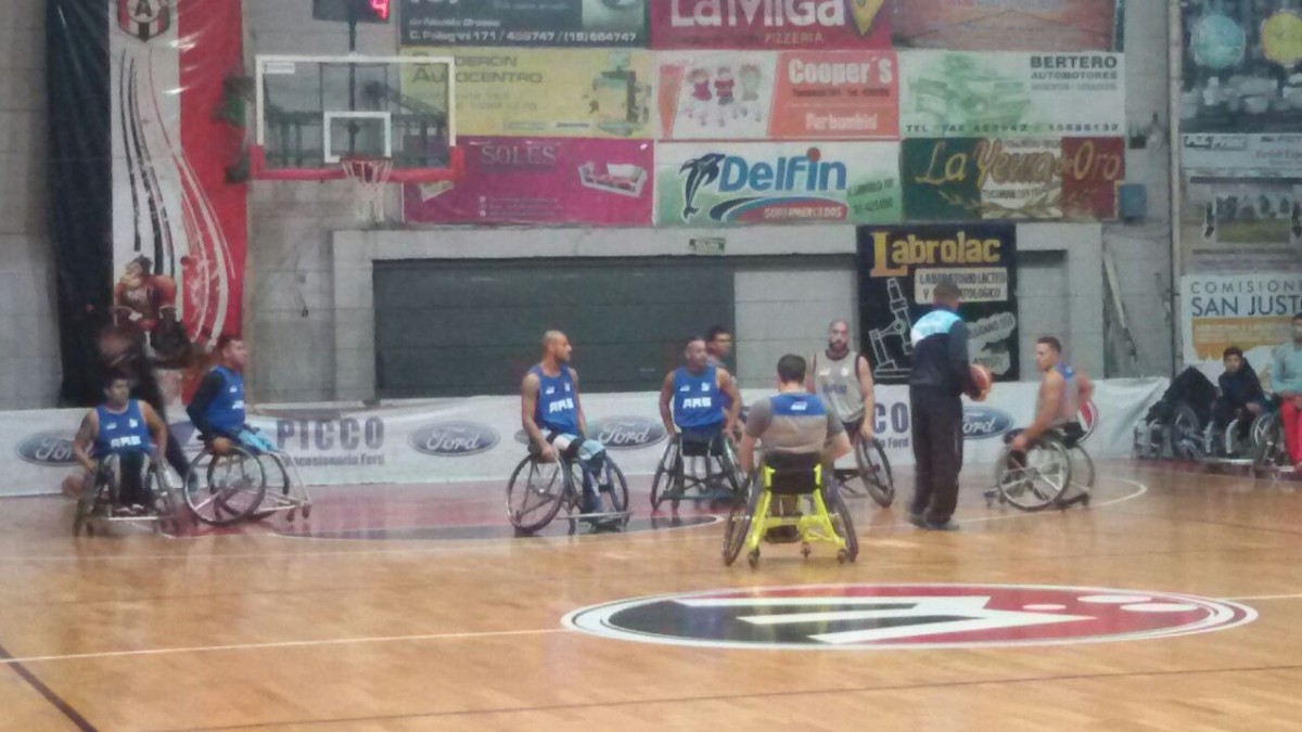 Basquet Sobre Silla de Ruedas.Simplemente Inolvidable