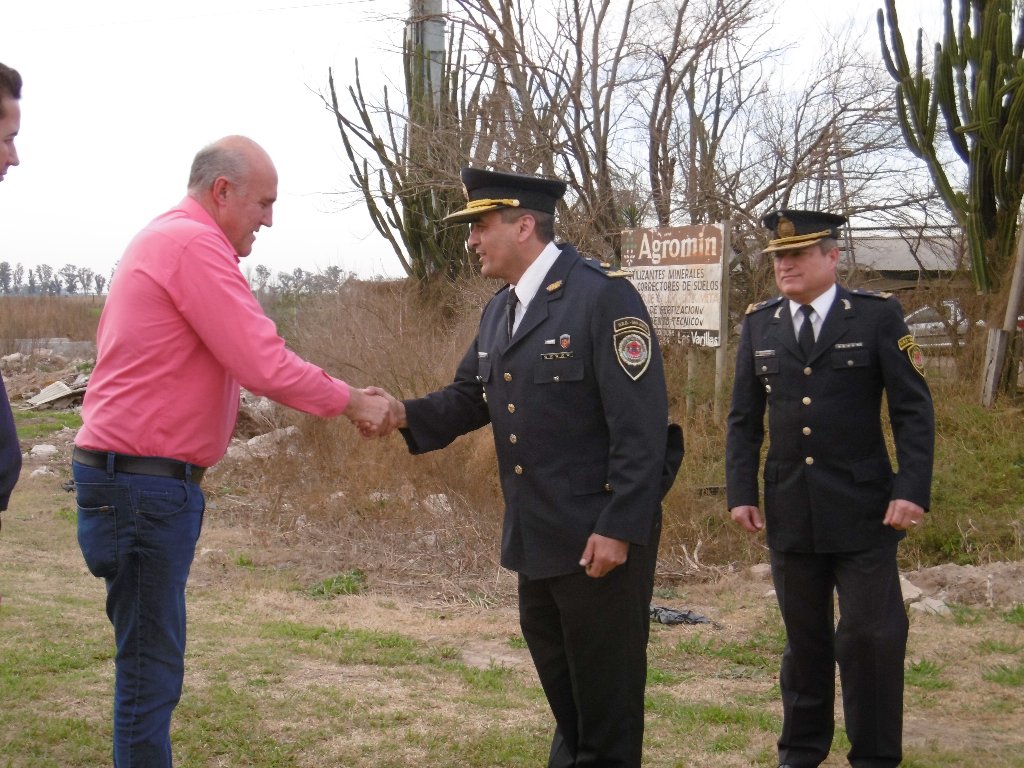 Entrega de móviles para la Policía y presentación de cámaras de seguridad