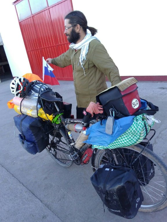 Nueve mil kilómetros en bicicleta