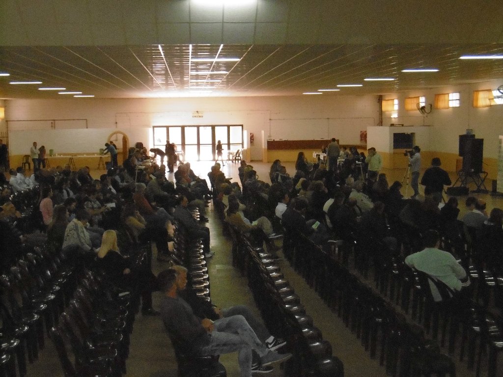 La Asamblea Cooperativa aprobó una donación para Aneley, la remuneración a Consejeros y rechazó el balance de la gestión Amarilla