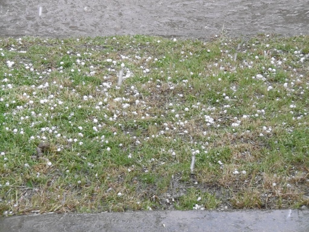 Fuerte granizada en un sector de Las Varillas