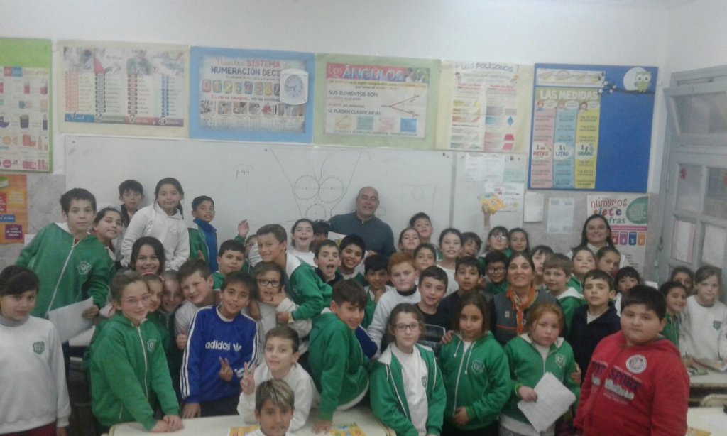 Alumnos de la Escuela Vélez Sársfield trabajaron sobre un proyecto de tratamiento de residuos