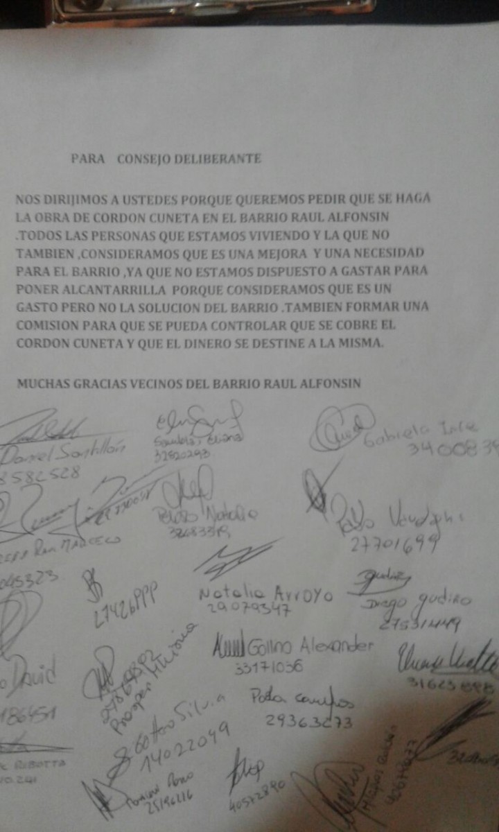 Vecinos de Barrio Alfonsín pidieron construcción de Cordón Cuneta