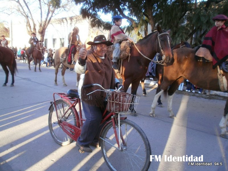 Chau, Loco Lindo