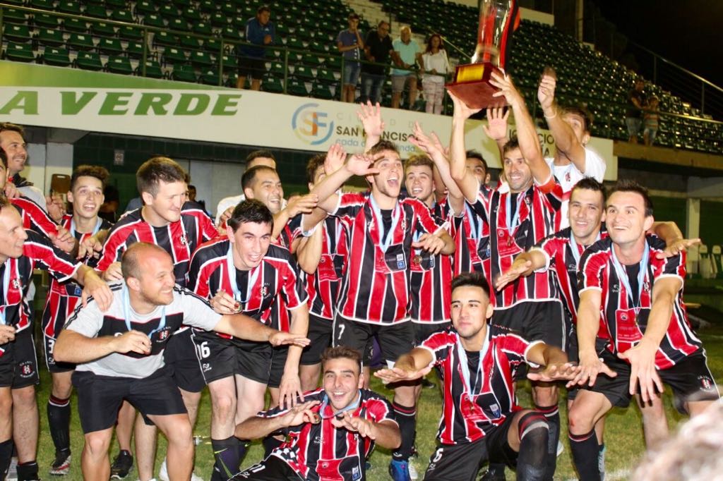 Almafuerte Campeón del Absoluto de la Liga de Fútbol de San Francisco