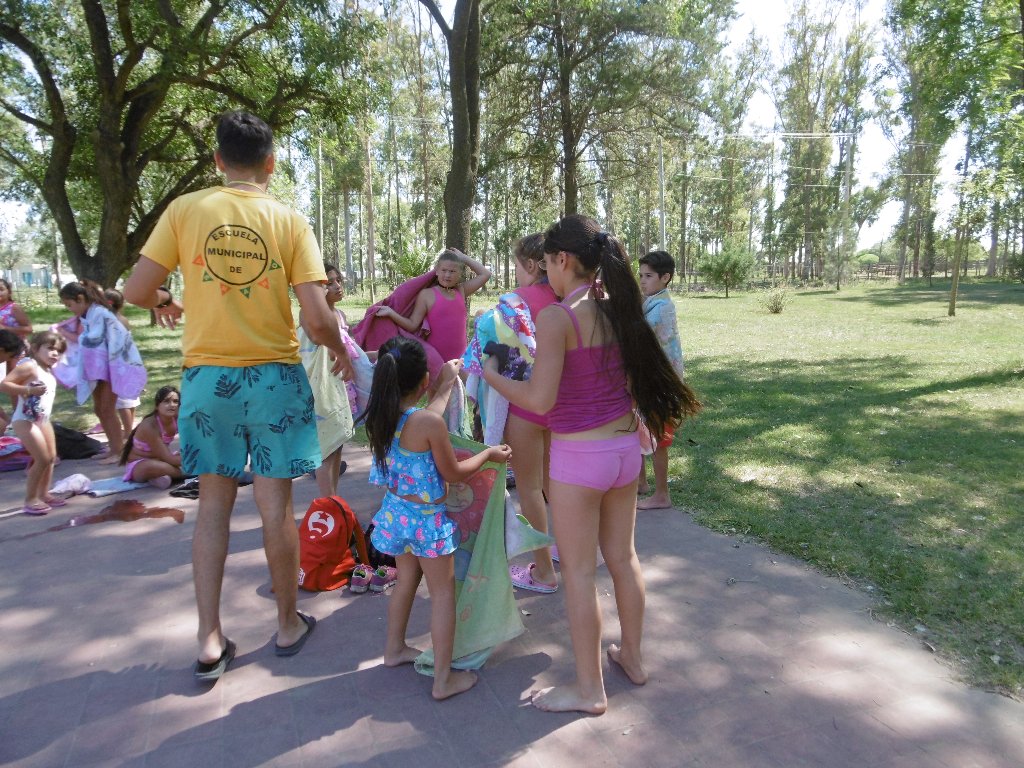 Escuela Municipal de Verano a full.