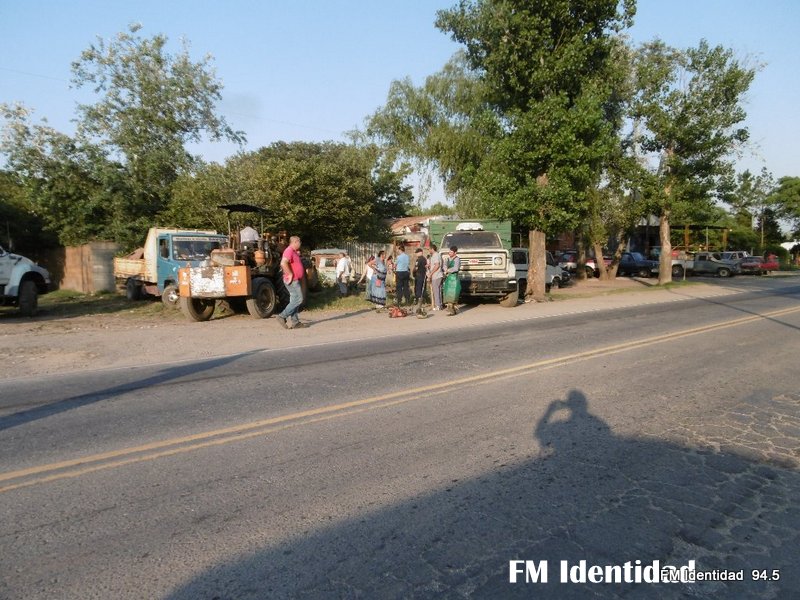 Desalojo de chatarra, vehículos y basura en campamento gitano