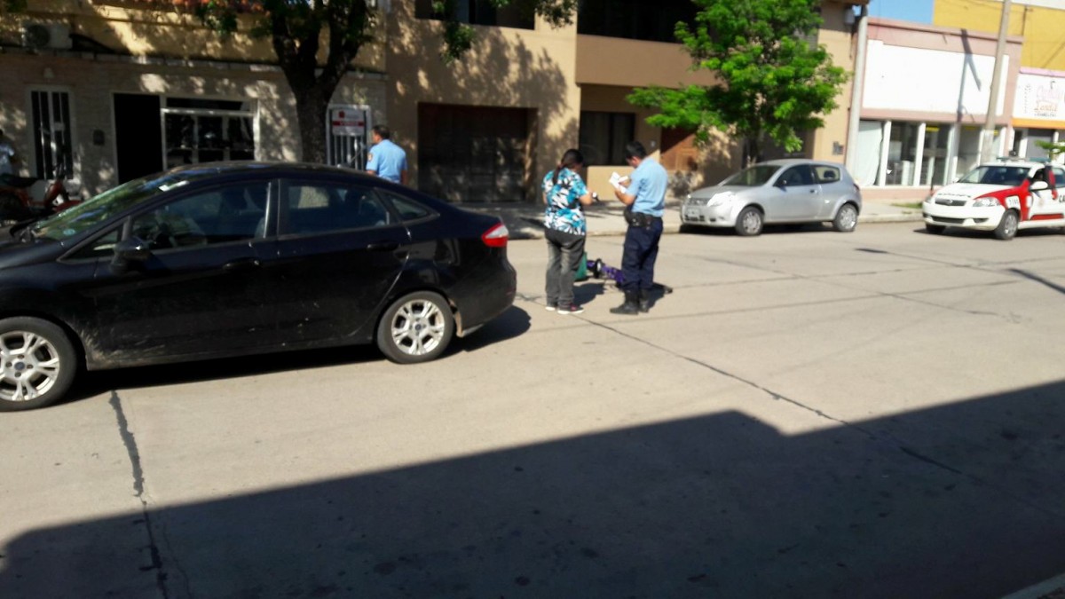 Parte policial: accidente entre auto y bicicleta