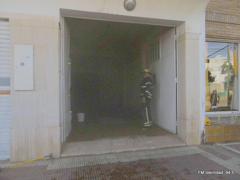 Principio de incendio en Supermercado Delfín