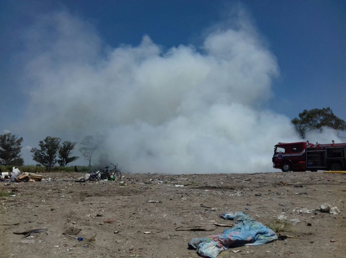Otra vez fuego en el Basural Norte