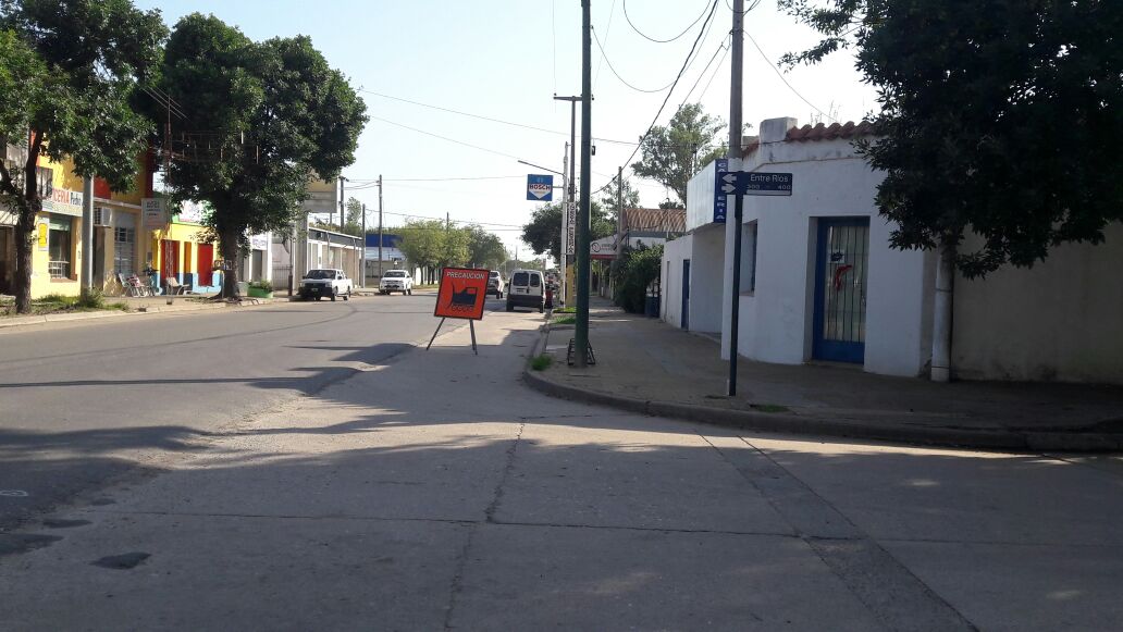 Repavimentan por completo la Ruta 158 en el tramo urbano.