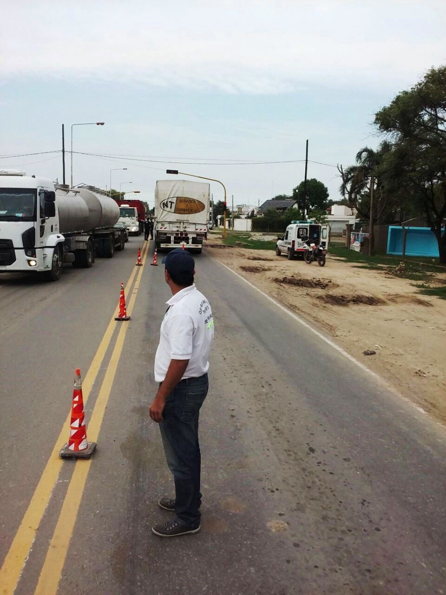 Controlan tránsito de camiones sobre Ruta 158