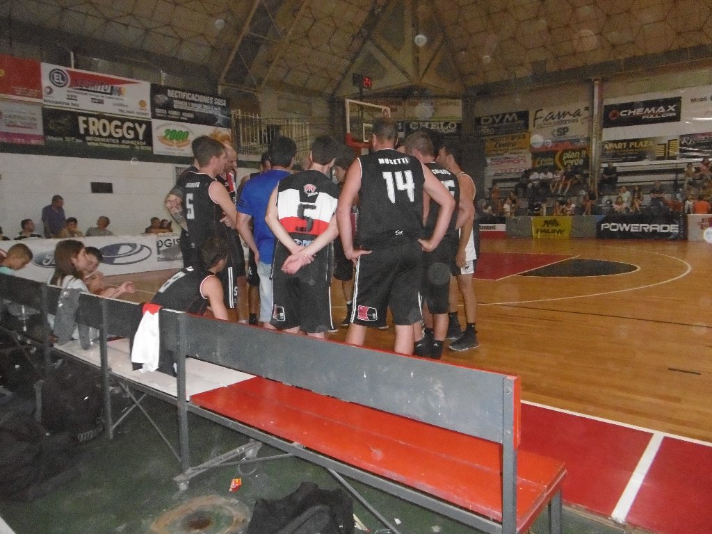 Basquet: el partido de la emoción