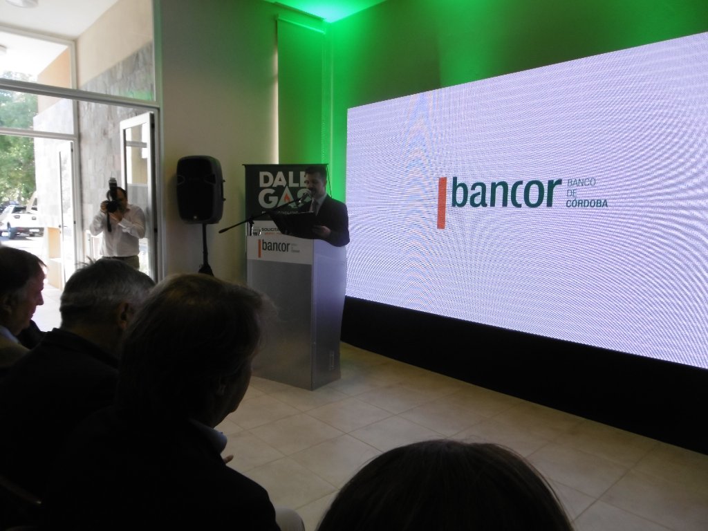 Presentaron en Las Varas línea de créditos para el gas natural