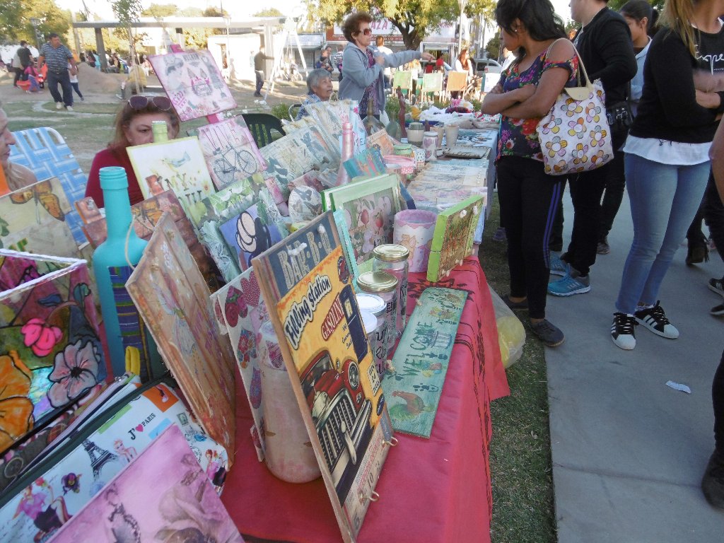 Exitosa edición de Mujeres al Frente en Plaza Independencia. Imágenes