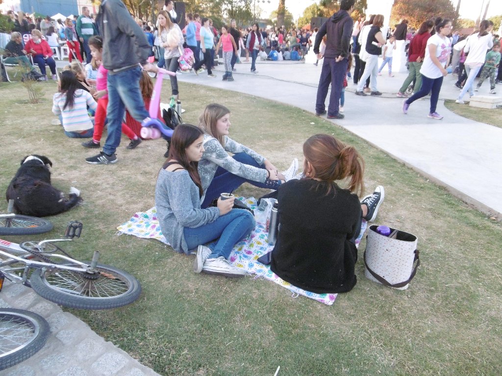 Exitosa edición de Mujeres al Frente en Plaza Independencia. Imágenes