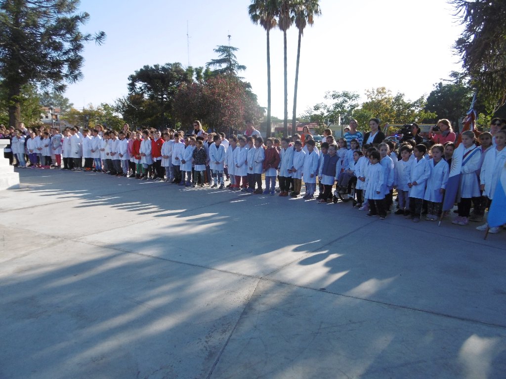 Guardianes de la Plaza Independencia