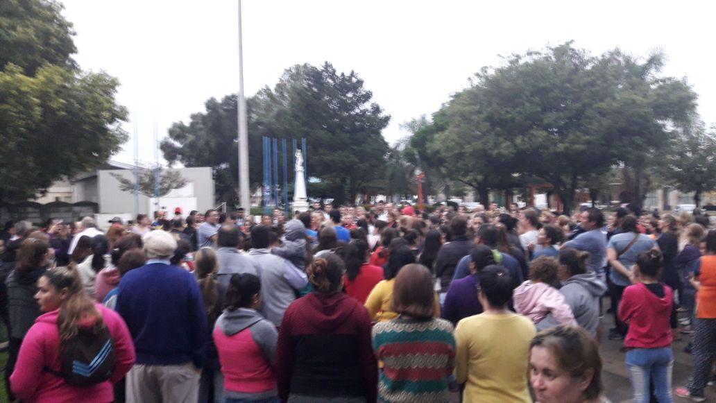 Marcha de protesta en Laspiur por el grave hecho de instancia privada
