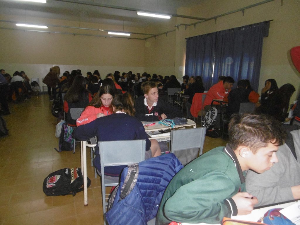 Certamen “Formando Emprendedores” en el Instituto Zuviría