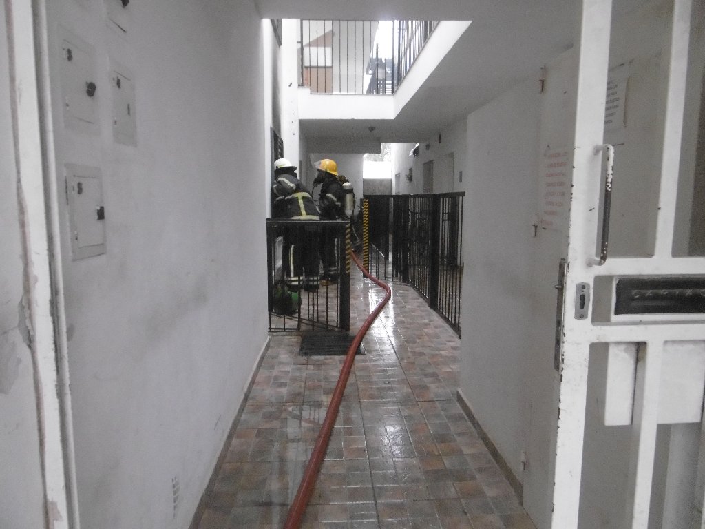 Se incendió un departamento en calle La Rioja