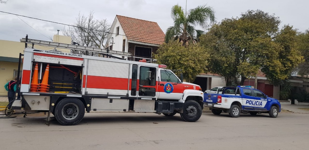 Ardieron  electrodomésticos en una casa de  calle Italia