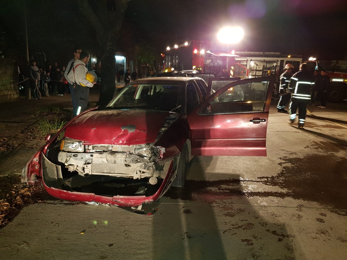 Triple choque en  peligrosa intersección