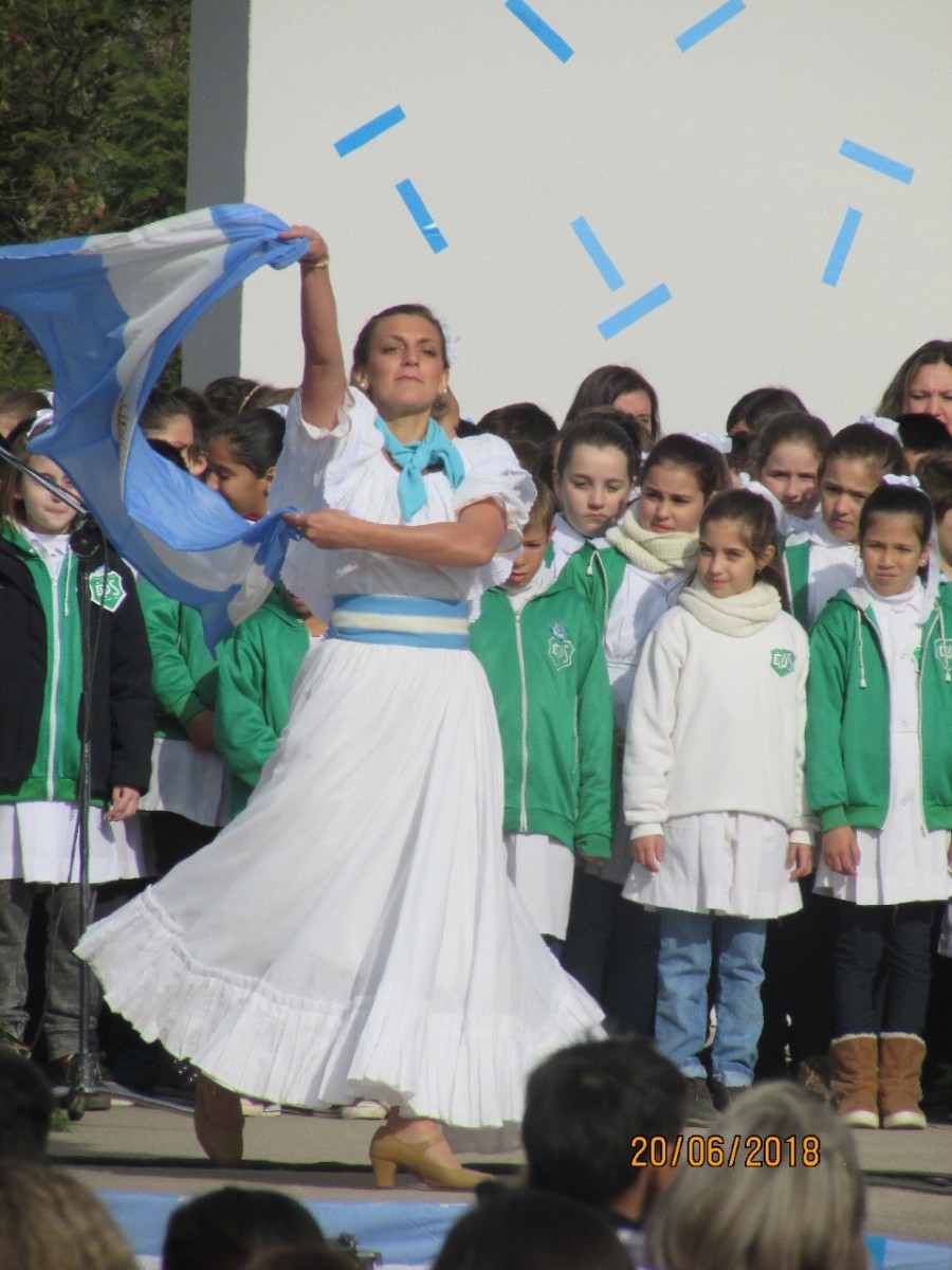 Mas imágenes del Acto por el Día de la Bandera