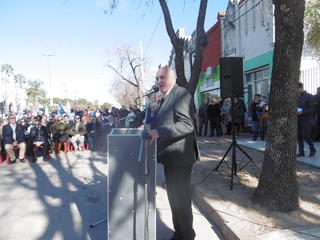 Conmemoraron el Día de la Independencia y los 100 años de la Biblioteca Sarmiento