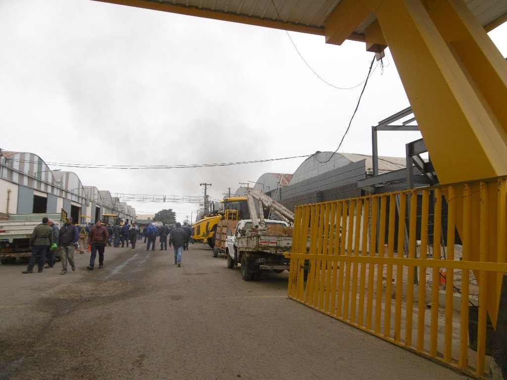 Bomberos  sofocaron rápidamente un  incendio en una sección de Pauny