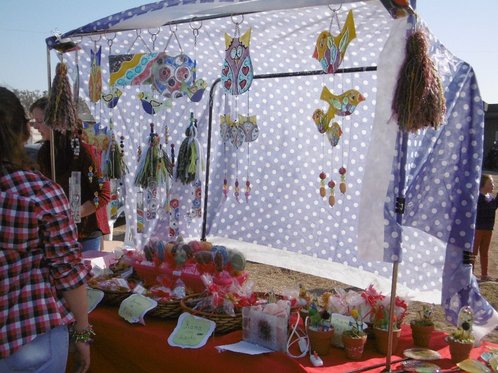 Segunda multitudinaria edición de “Mi Barrio Emprende” a todo sol (Imágenes)