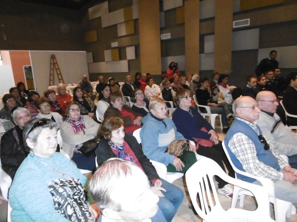 Charla de advertencia sobre intentos de estafas telefónicas