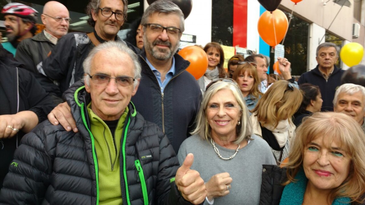 Proponen una ley que busca “humanizar” las terapias intensivas en Córdoba. (Audio entrevista con el Dr. Carlos Pecas Soriano)