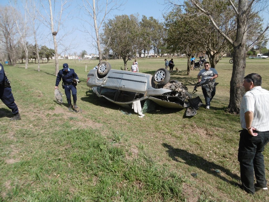 Anticipo: accidente en el acceso norte de Las Varillas