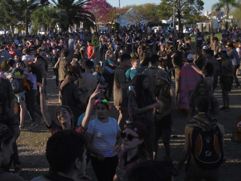 Festejo de  la primavera en el Anfiteatro-Imágenes