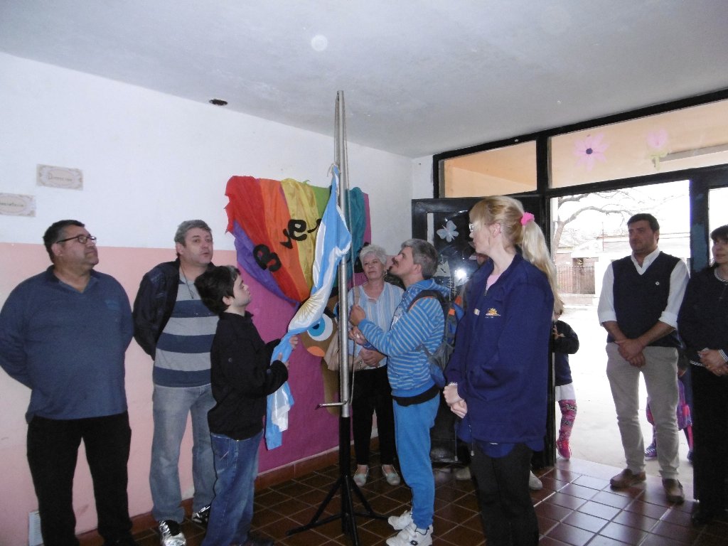 Asumió la nueva directora de la Escuela El Amanecer