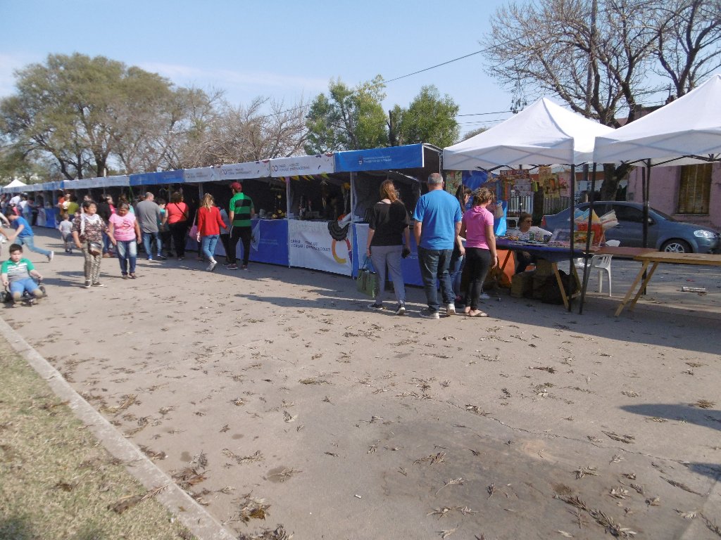 Imágenes de la Expoferia en Plaza Independencia