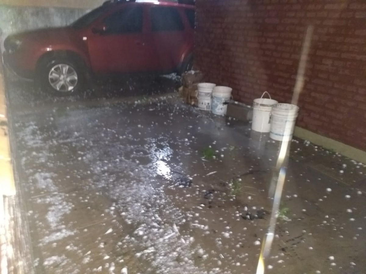 Fuerte temporal con granizo provocó numerosos daños en la región