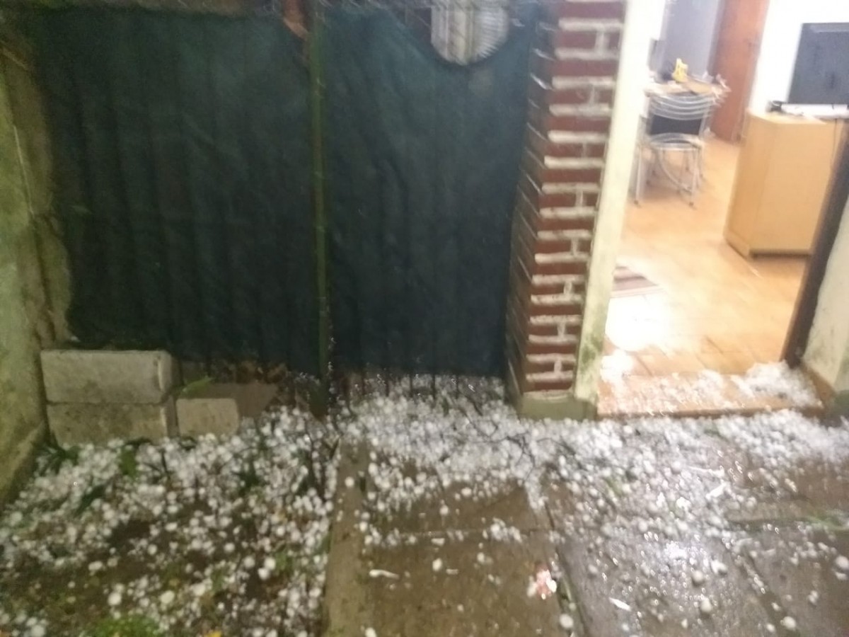 Fuerte temporal con granizo provocó numerosos daños en la región