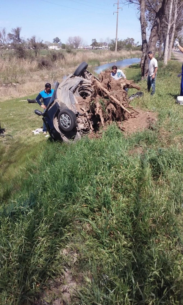 Espectacular accidente en la Ruta 158. Un herido con lesiones severas