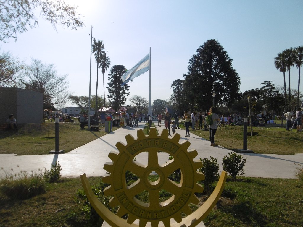 Imágenes de la Expoferia en Plaza Independencia