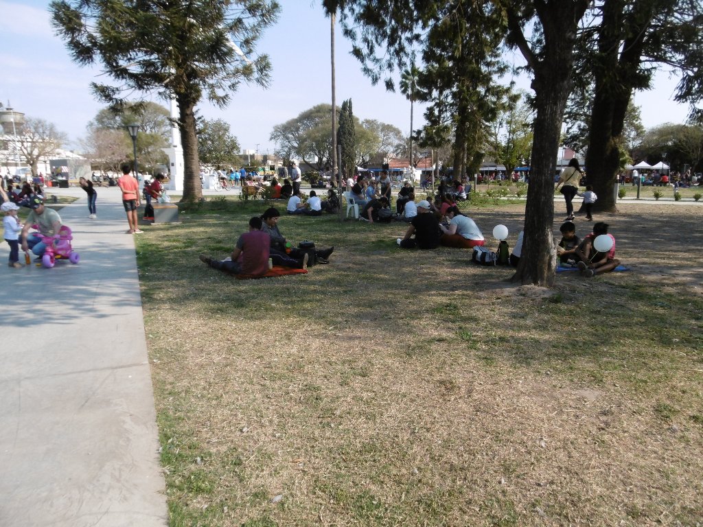 Imágenes de la Expoferia en Plaza Independencia