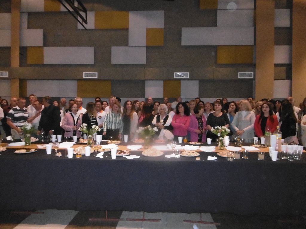 Colectividades: desayuno con instituciones -Imágenes