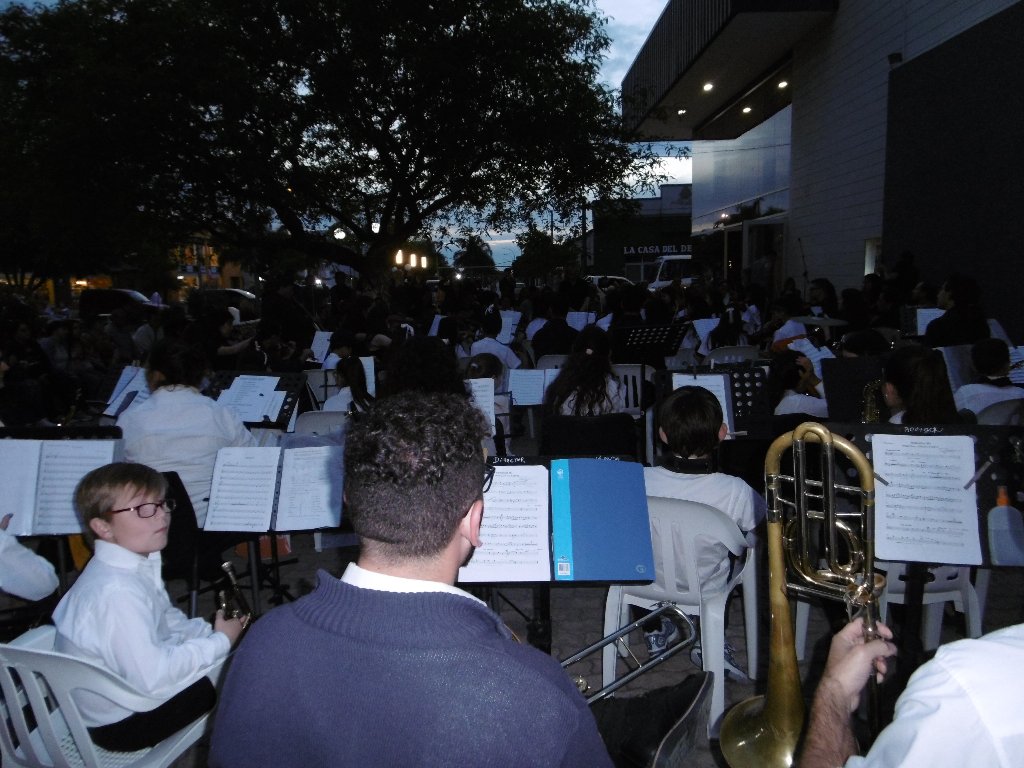 Concierto Sinfónico, tocando ando