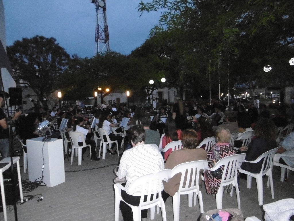 Concierto Sinfónico, tocando ando