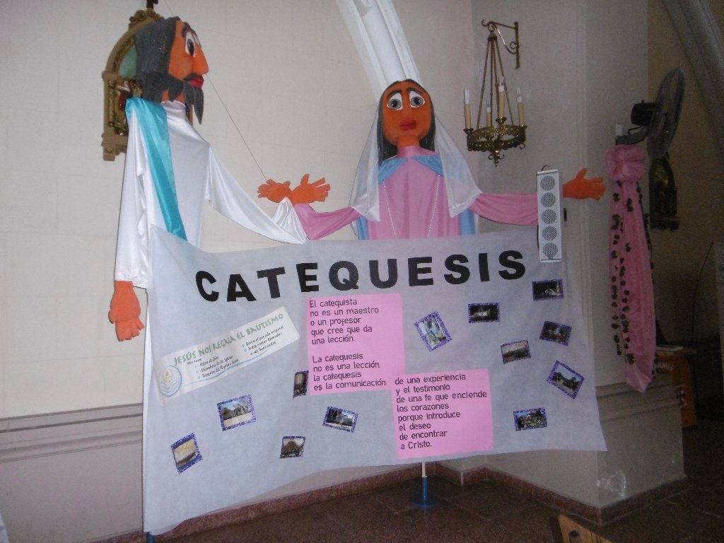 Expo Carisma en la Iglesia Parroquial
